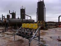 custom-pkg-multi-strut-tank-stand-sm.jpg